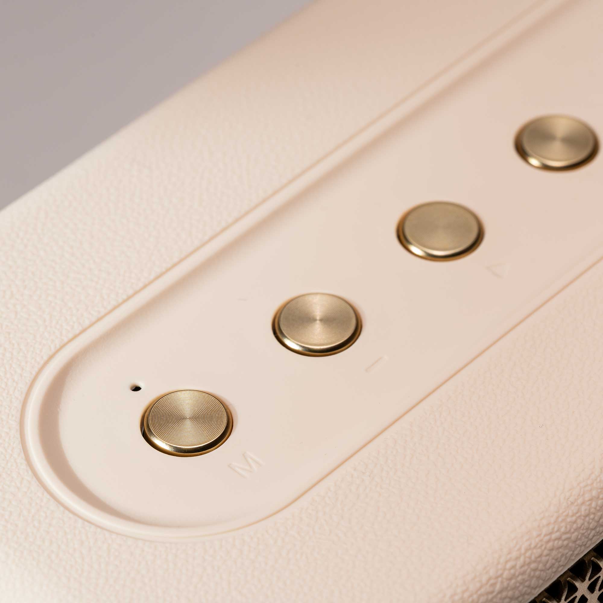 <strong>Bluetooth, kabel i połączenie dusz</strong>