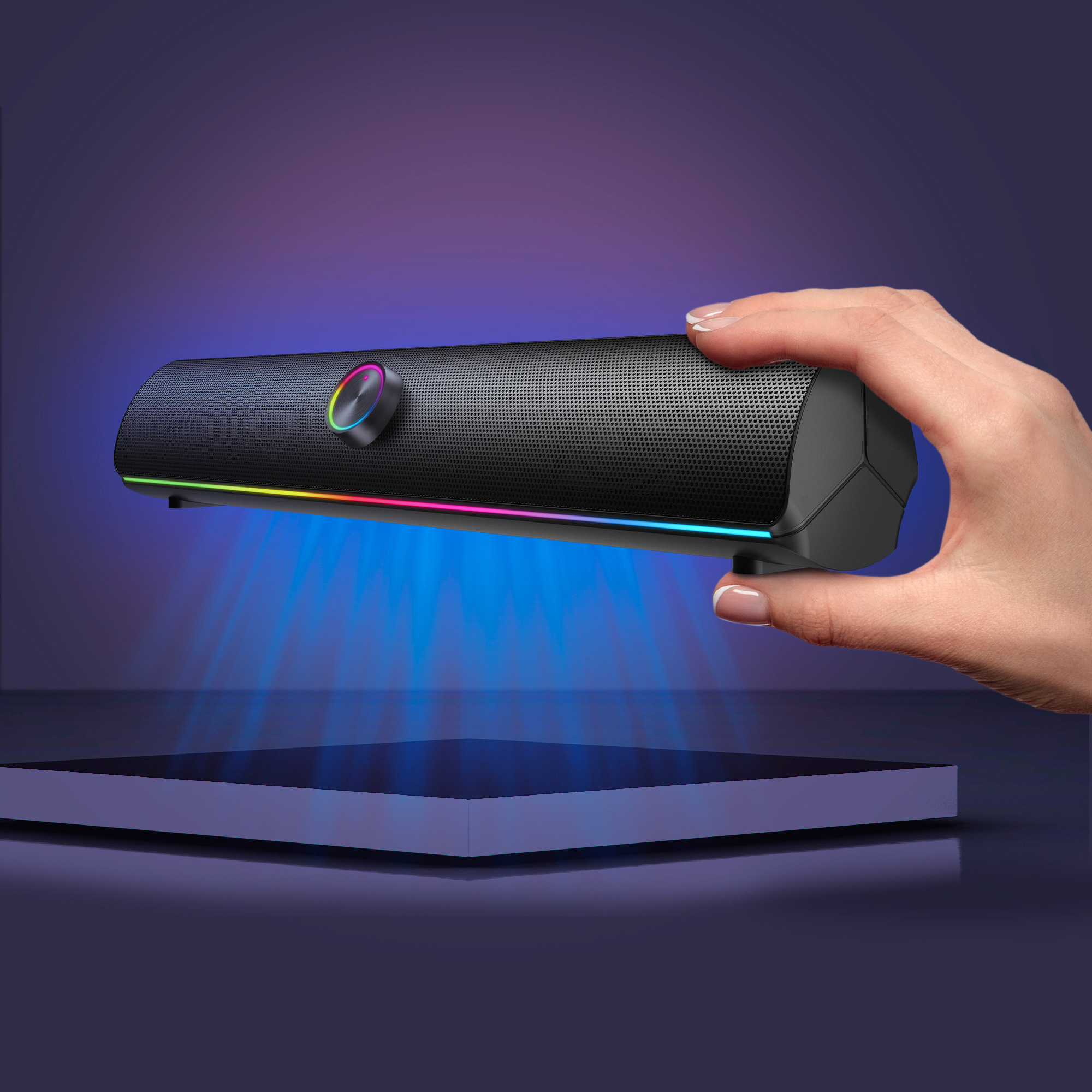 Dzięki przełącznikowi dotykowemu RGB i 13 różnym trybom RGB, 